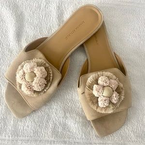 Banana Republic suede slide on sandals women size 9. Excellent condition